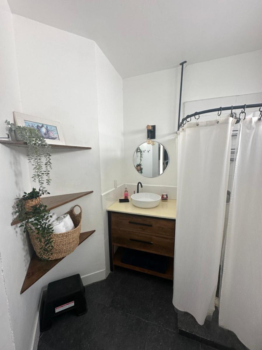 Bella Vista Side - Housity