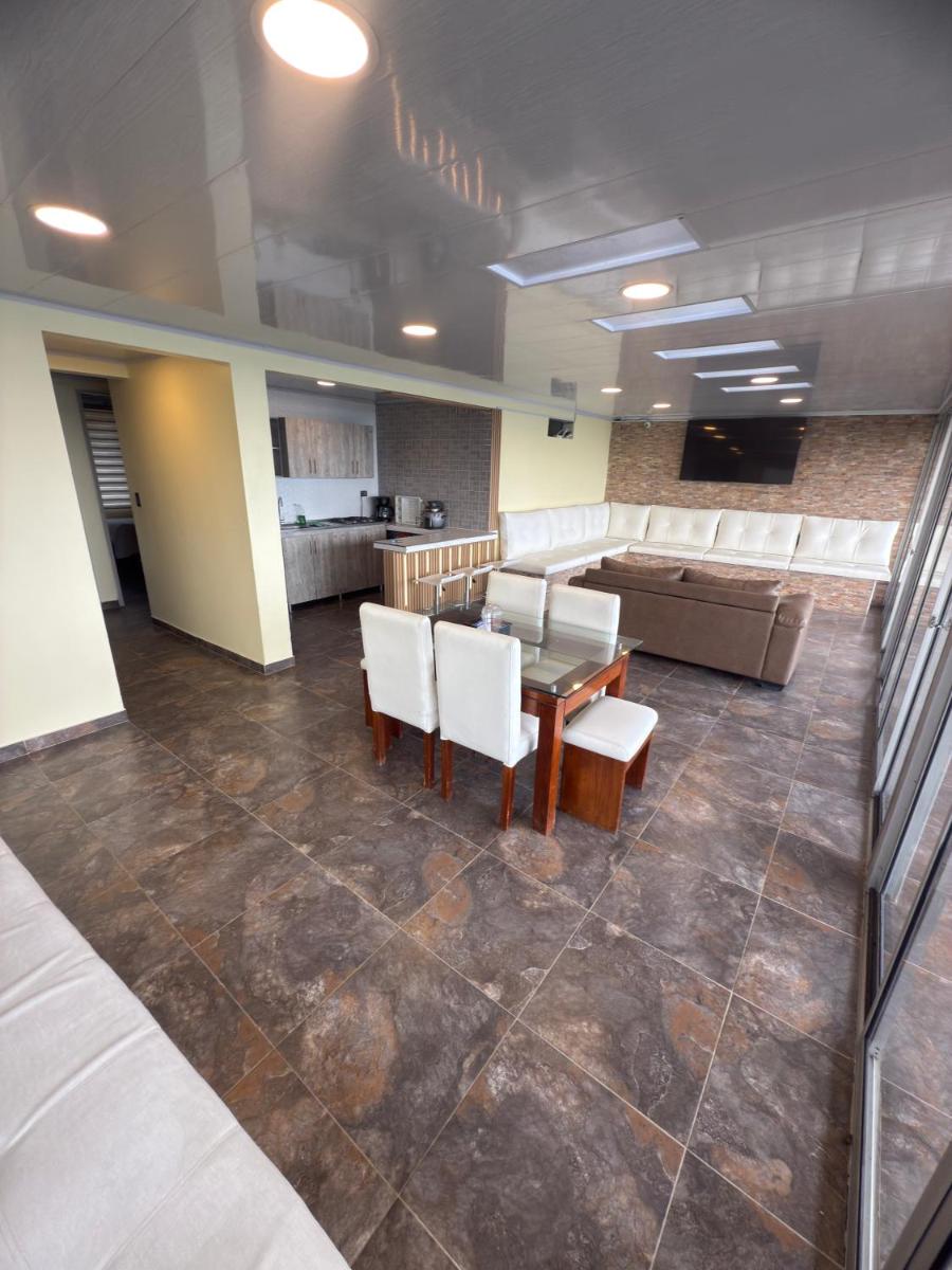 Apartamento tipo finca lleno de vida y elegancia. - Housity