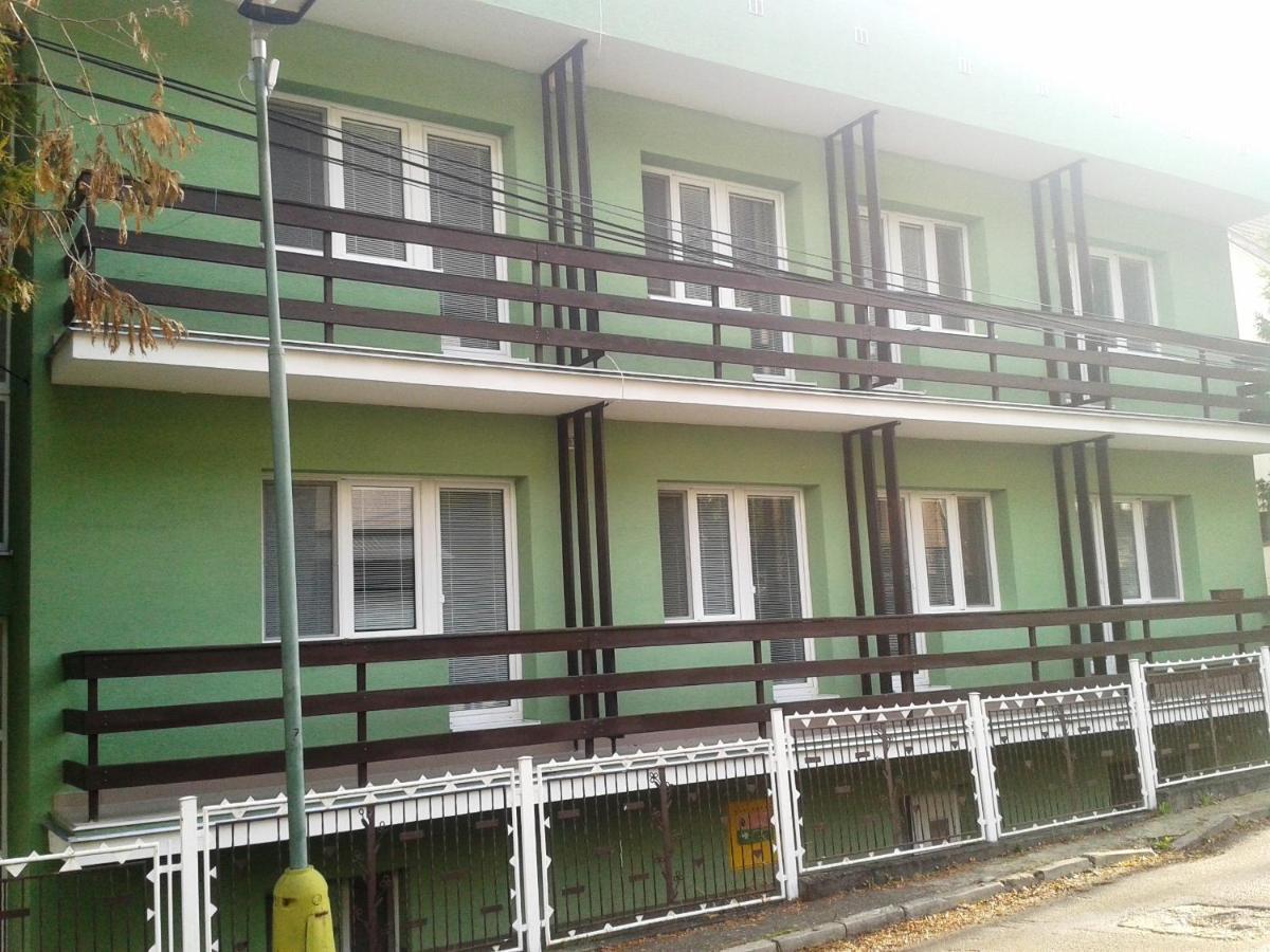 Garni Hotel Sonata - Housity
