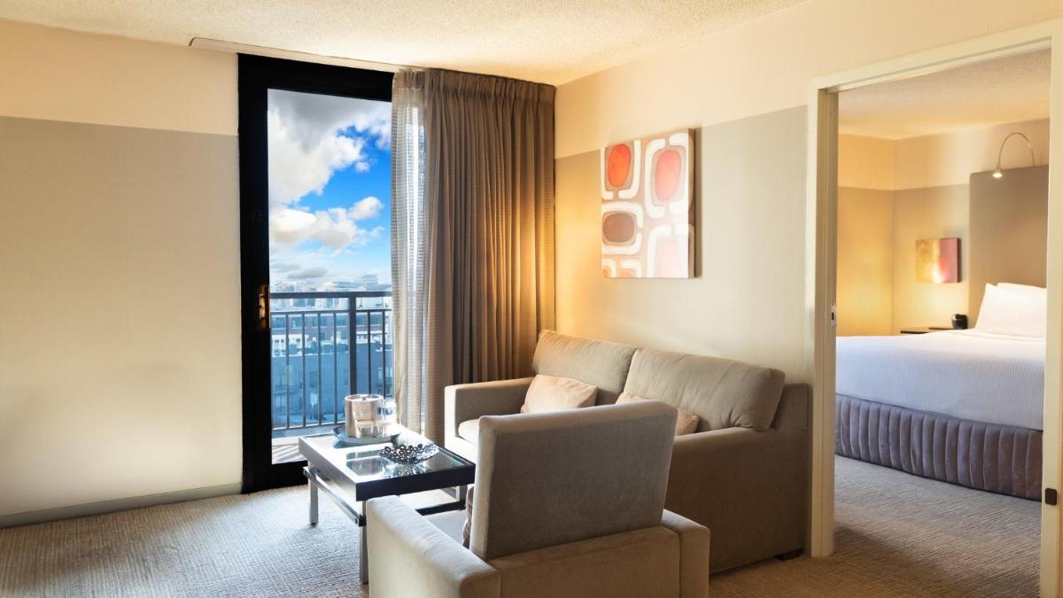 Crowne Plaza - Chicago West Loop, an IHG Hotel - Housity