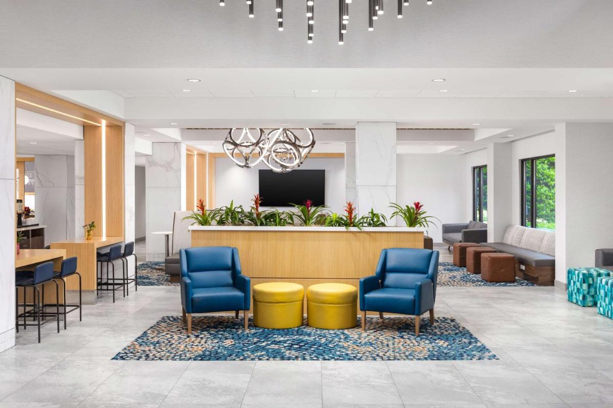 Hampton Inn Knoxville-West At Cedar Bluff - Housity