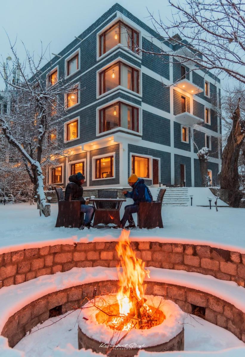 Hotel The Kargil - Housity