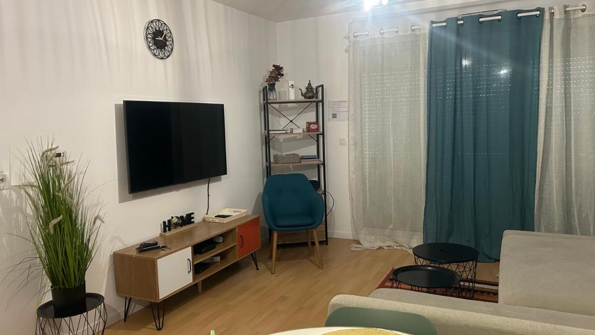 T2 Cosy Parking Proche Aéroport Orly Paris - Housity