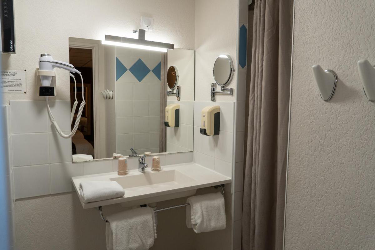 Hotel Restaurant du Bowling de Millau - Housity