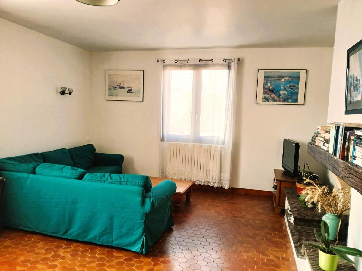 Spacieux appartement proche centre et piscine - Hizvo