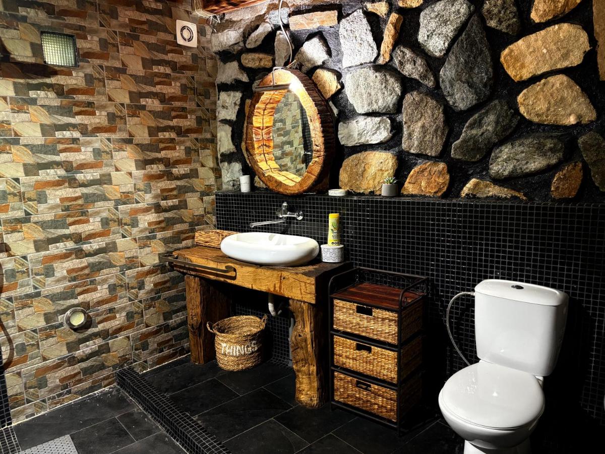 CABANA ȘTIMA - CAZANELE DUNĂRII -Șvinița - Housity