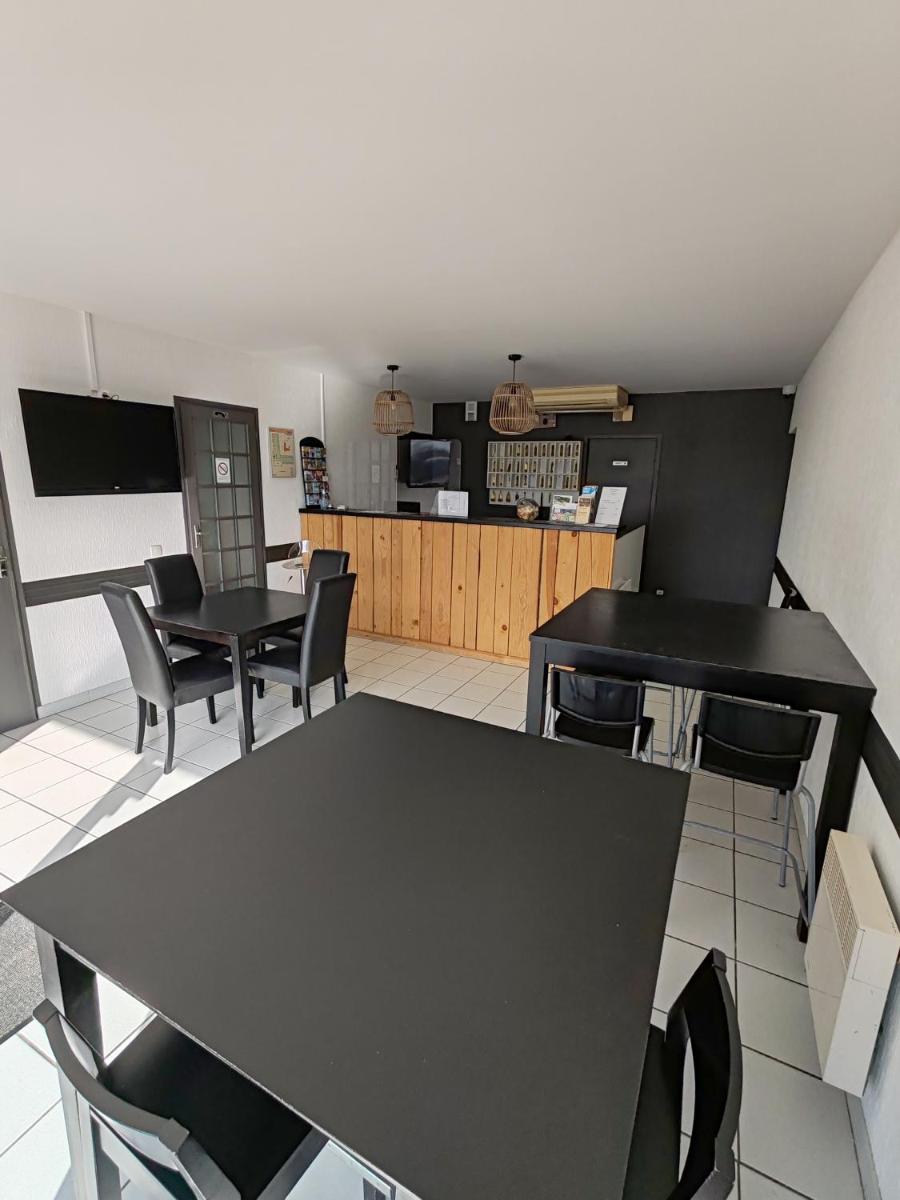 Hotel Marjolaine - Housity