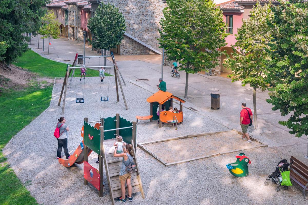Clientes alojados en Vilar Rural De Sant Hilari Sacalm by Serhs Hotels