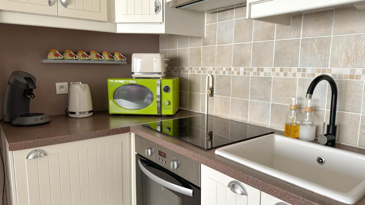 VERY CENTRAL DISNEYLAND apartment - Housity