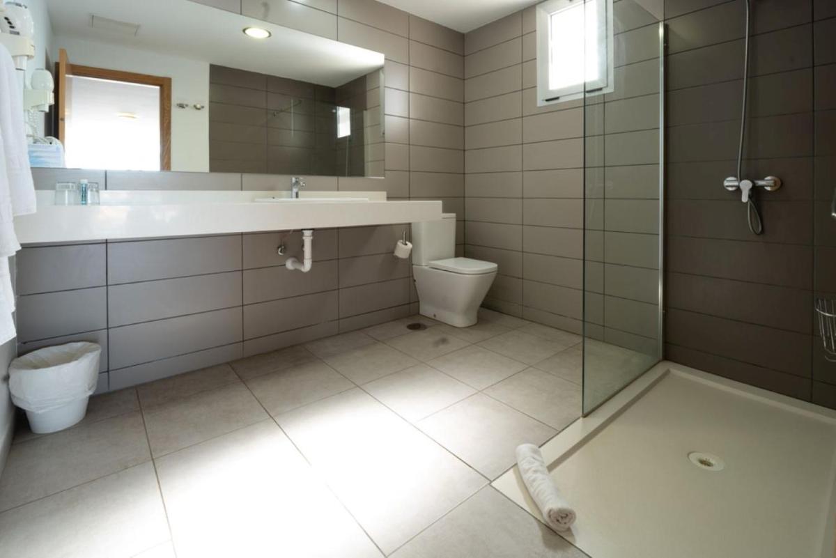 Apartamentos El Palmar - Housity