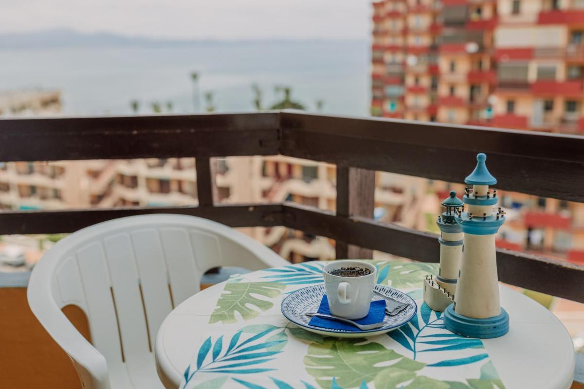 Hotel Apartamentos Londres La Manga - Housity