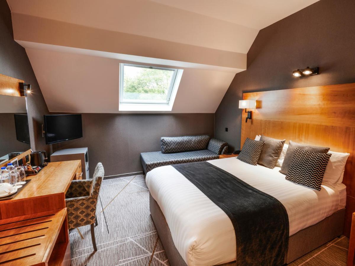 The Royal Toby Hotel - Housity