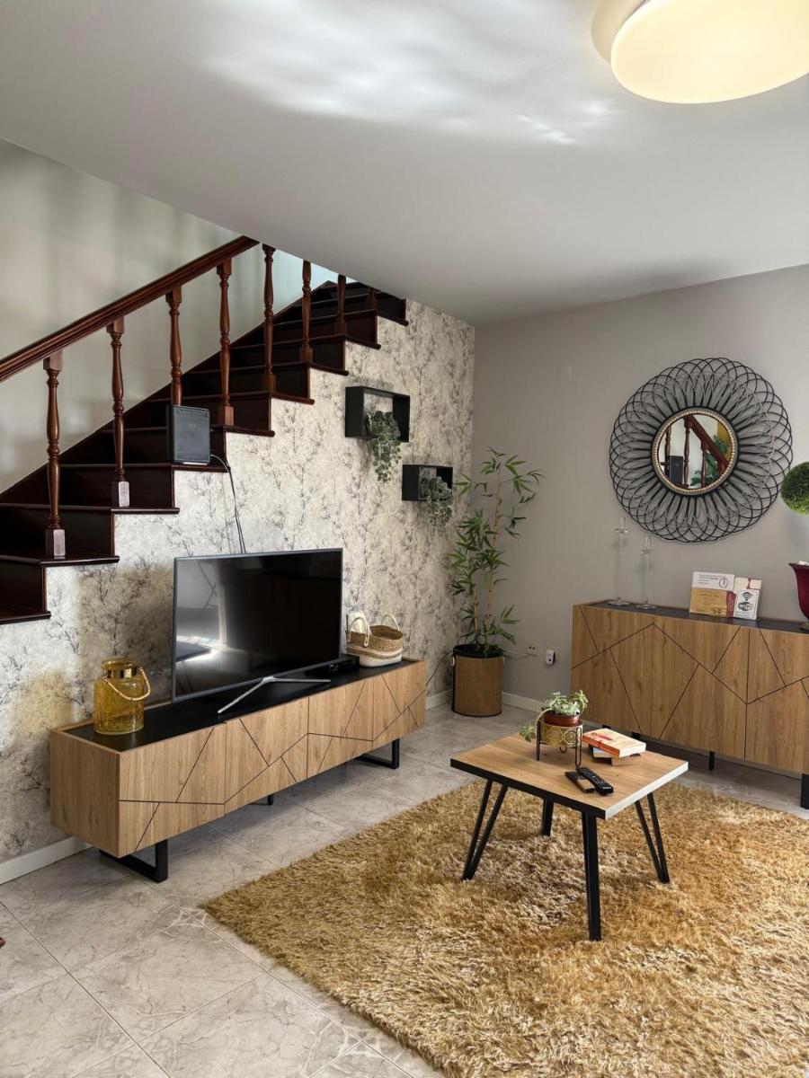 Casa 212 - Housity