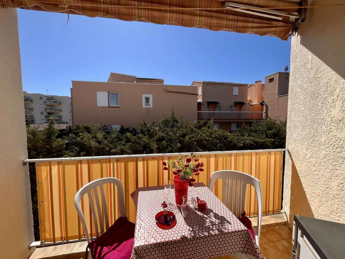 Appartement T2 climatisé à Cavalaire, parking privé, proche centre et plages, balcon au calme - FR-1-226B-110 - Housity