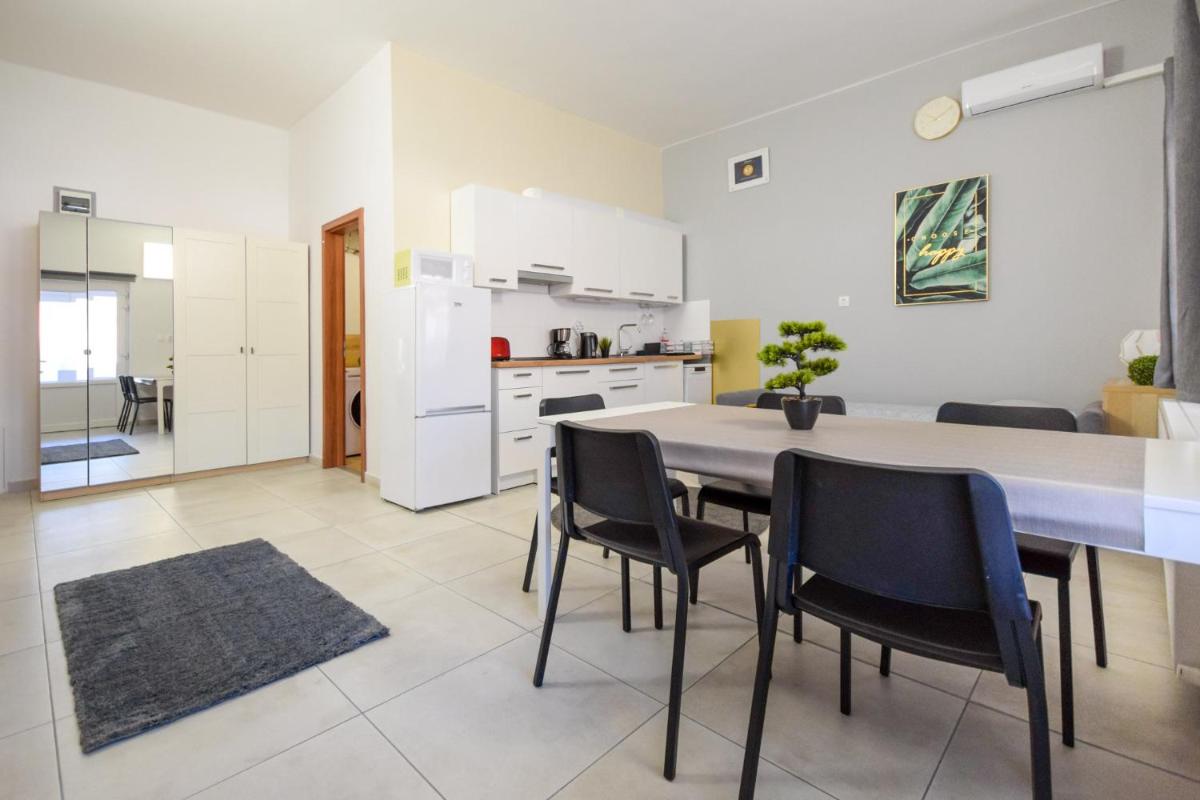 Island Apartment Budapest - Housity