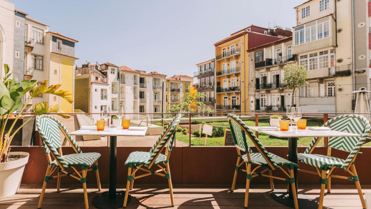 O edifício onde o hotel está situado