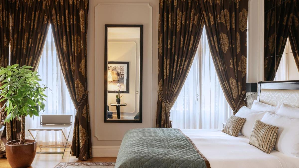 Uma cama ou camas num quarto em InterContinental Porto - Palacio das Cardosas by IHG