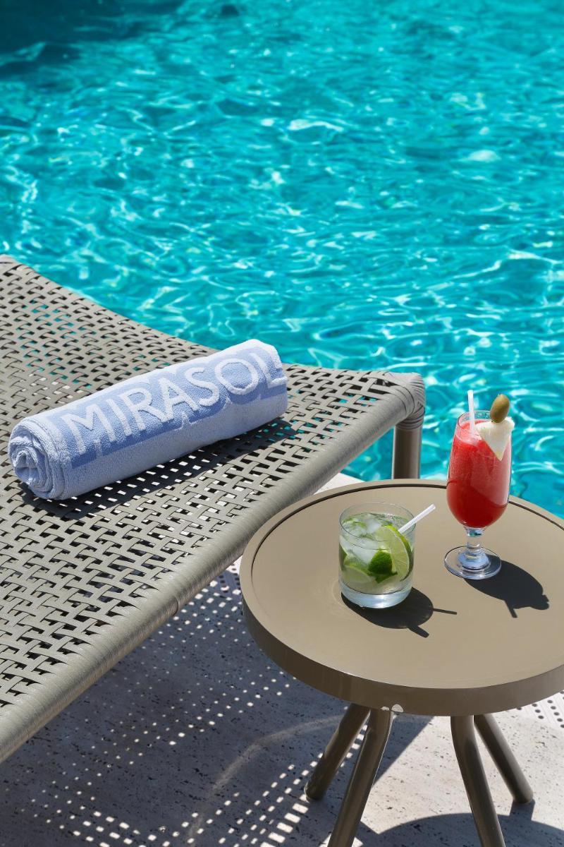 Mirasol Copacabana Hotel - Housity