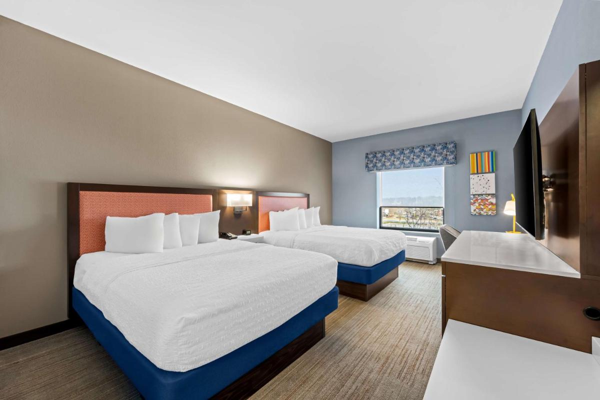 Hampton Inn Greenville - Housity
