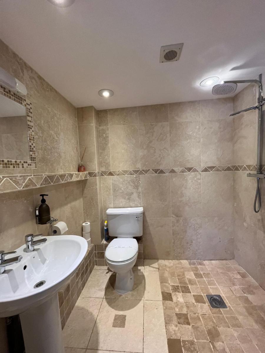 Garden Bank Cottage - Housity