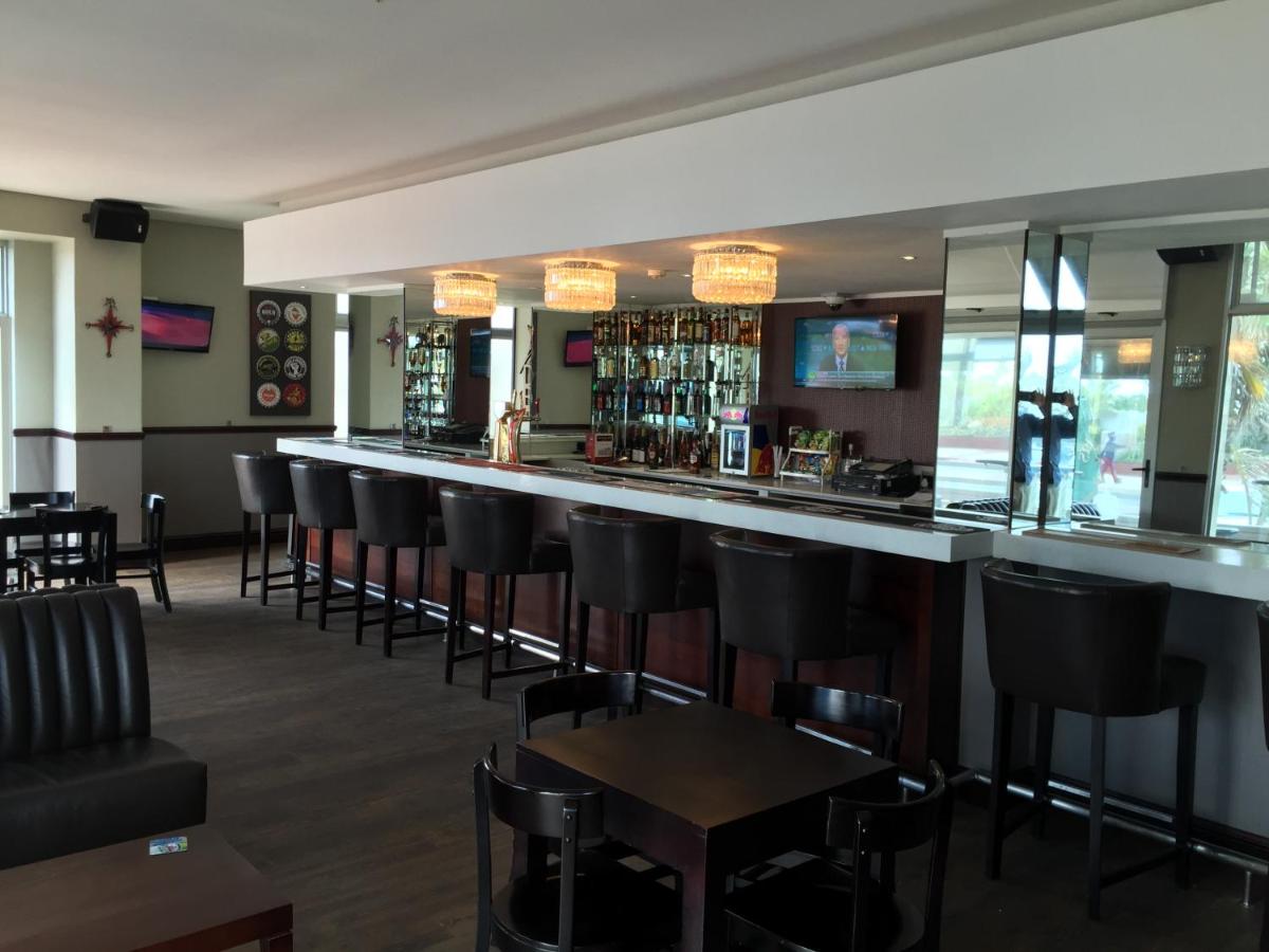 Parade Hotel - Housity