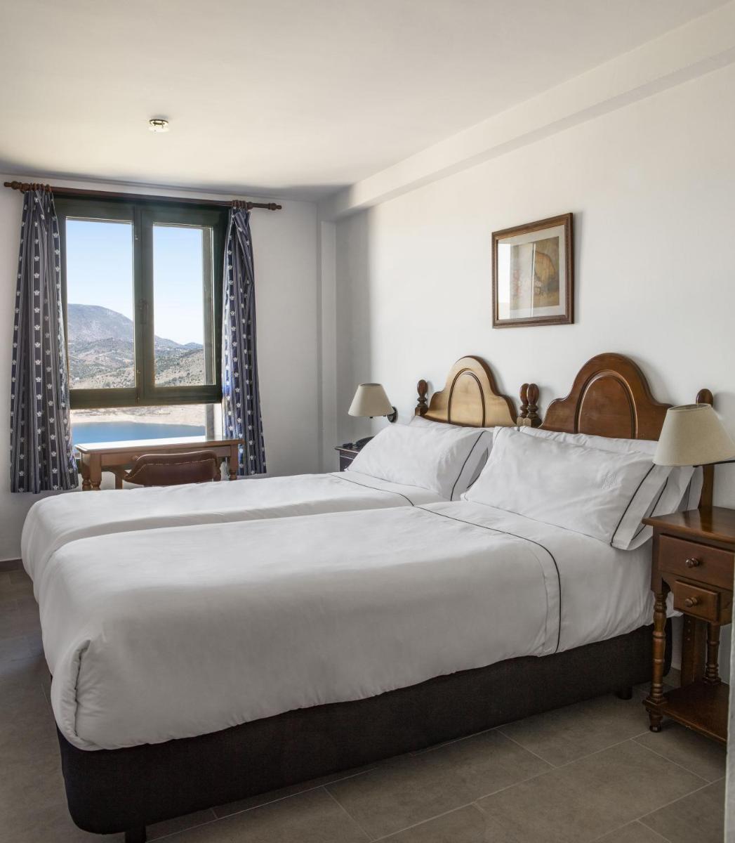 Hotel Tugasa Arco de la Villa - Housity