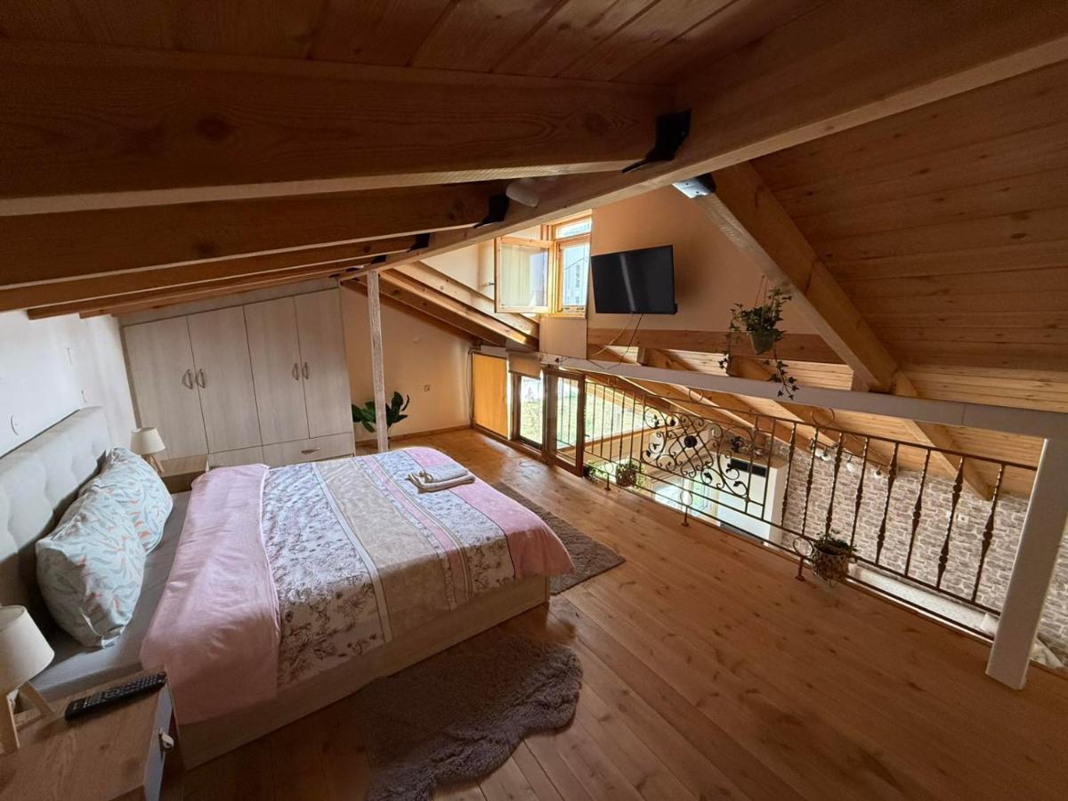 The Countryside Loft - Housity