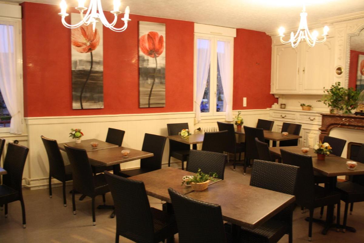 Hotel du Touring - Housity