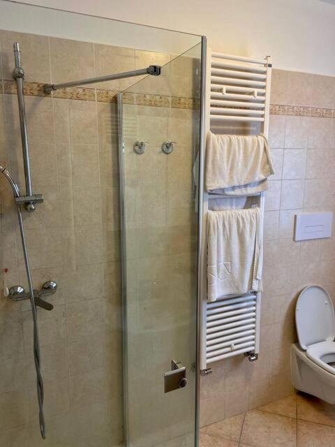 Idro Appartamenti - Crone - Housity