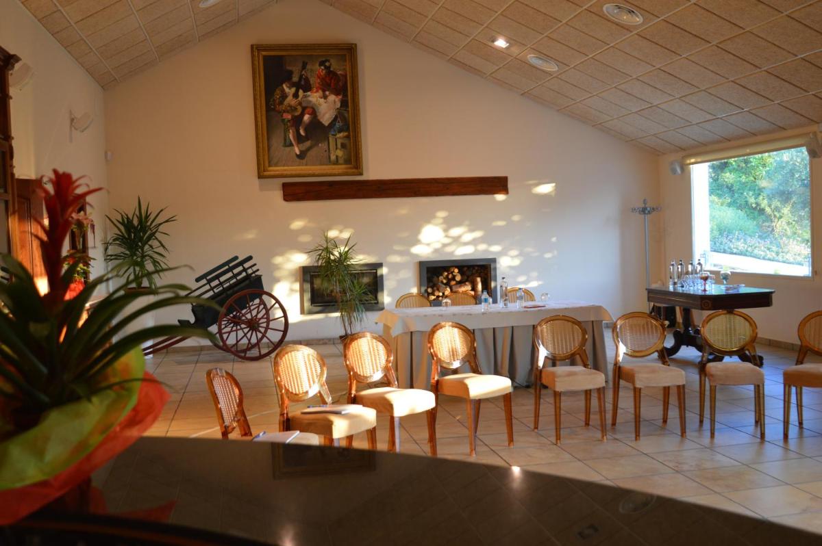 Eco Hotel con encanto Masía la Mota B&B - Housity