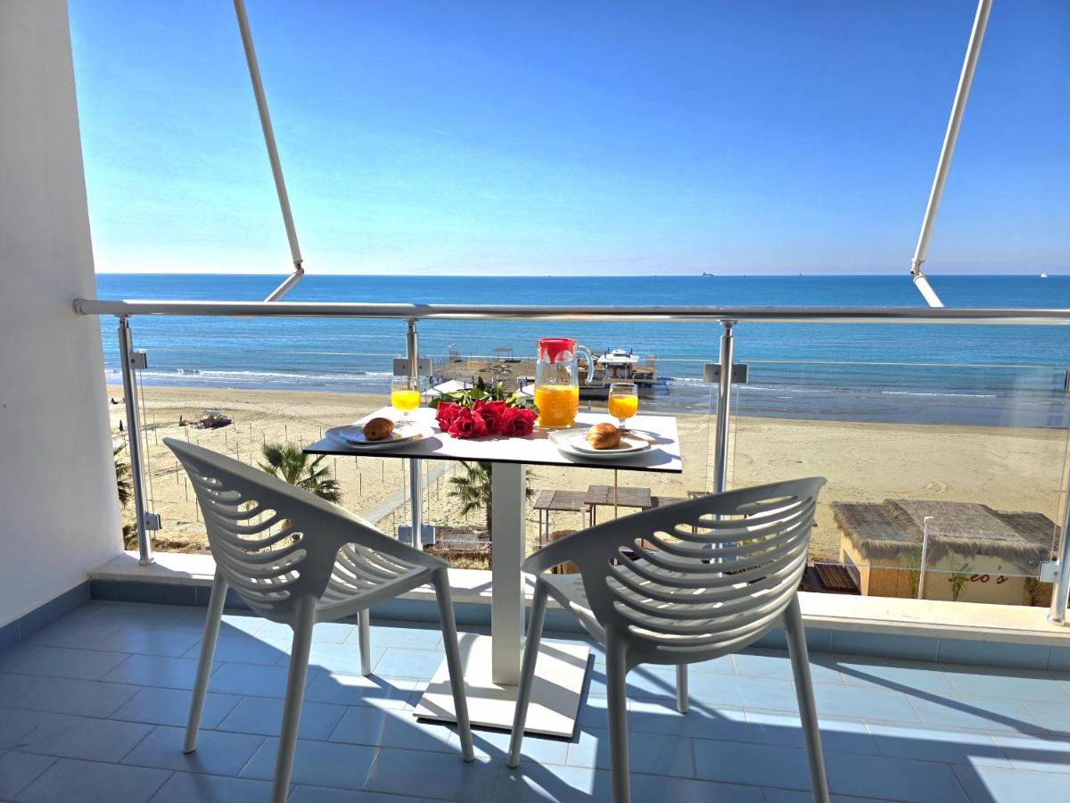Brisa del Mar Beachfront Apartments - Housity