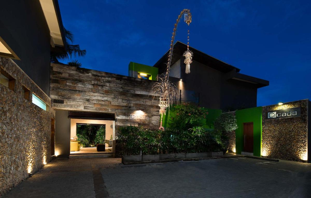 Cicada Luxury Townhouses - Housity