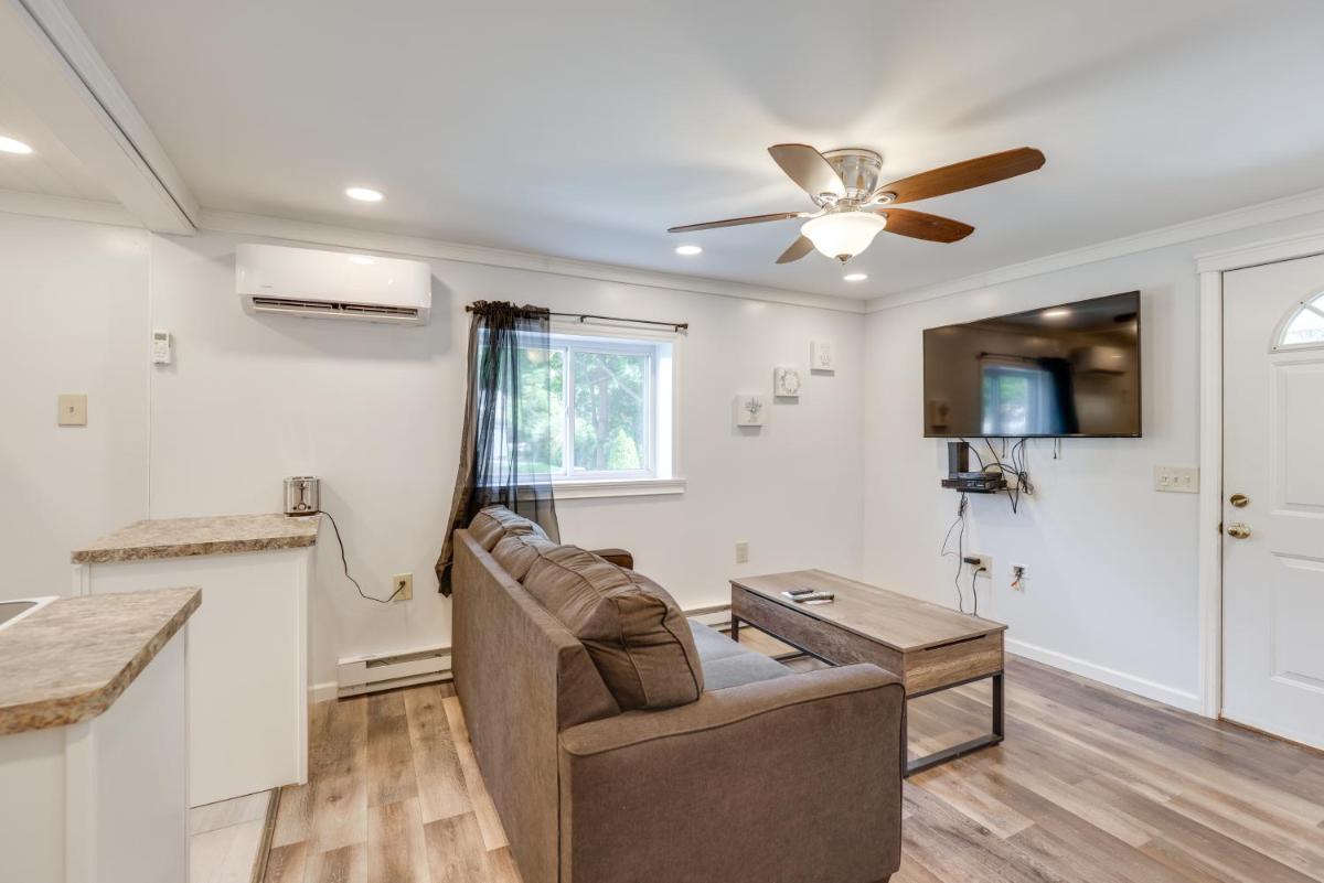 Little Piece of Heaven Rental Near Dtwn Corning! - Housity