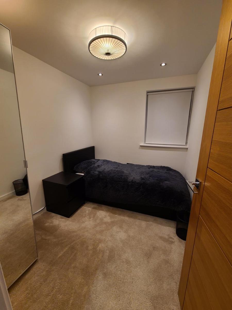 Luxury Private Room in High Barnet - Housity