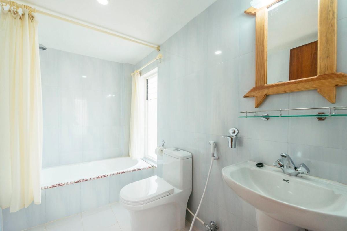 Tristar Hotel - Housity