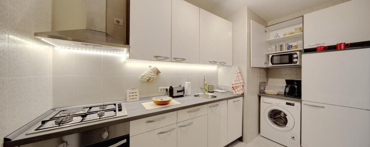 Apartment Osijek-Tvrda - Housity
