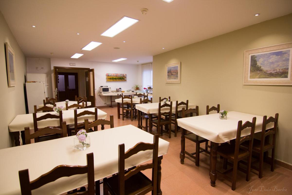 Hospedería Hotel Don Quijote - Housity
