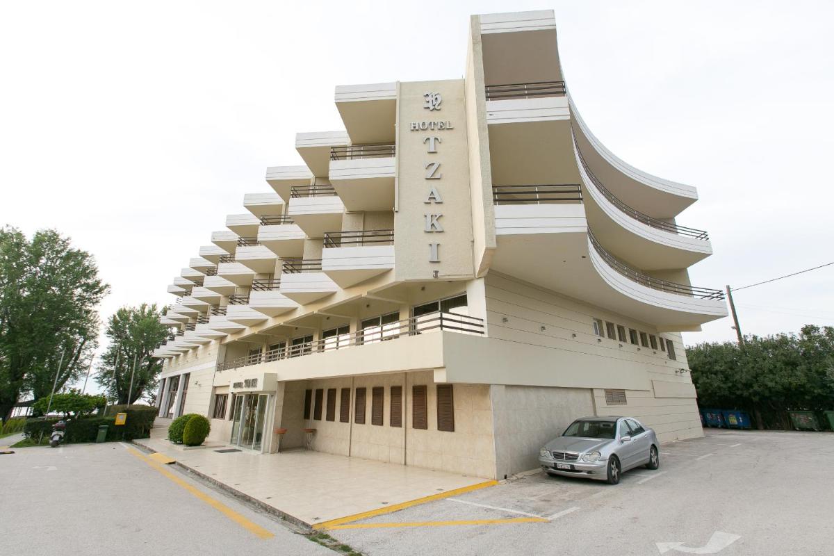 Tzaki hotel & restaurant Patras - Housity