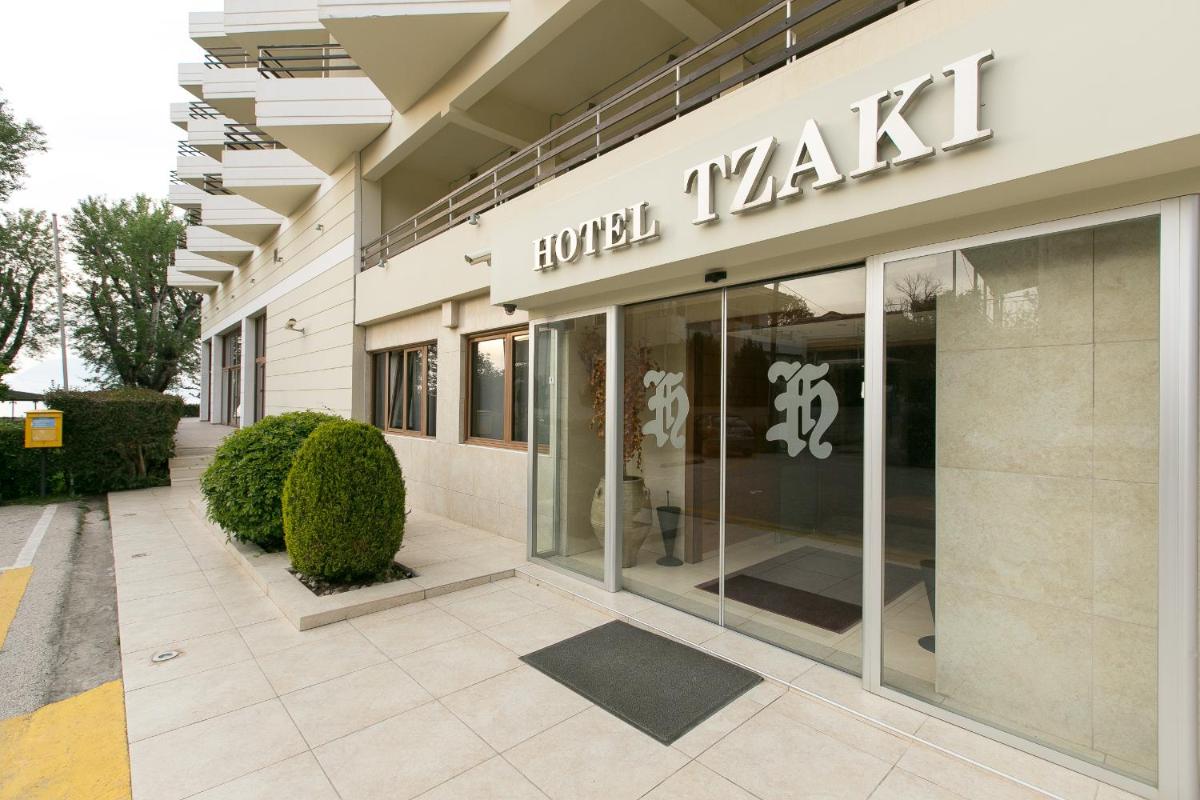 Tzaki hotel & restaurant Patras - Housity