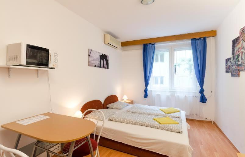 Young Center - Housity