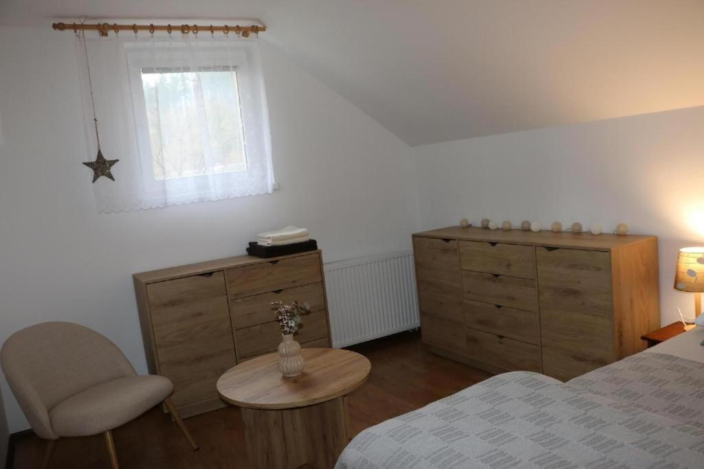 Vila Pohoda Javorníky s rozľahlým pozemkom - Housity