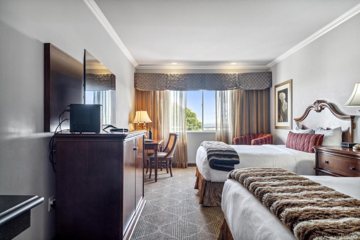 Villa Montes Hotel - Housity