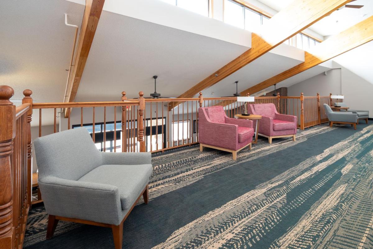 AmericInn by Wyndham Valley City Conference Center - Housity