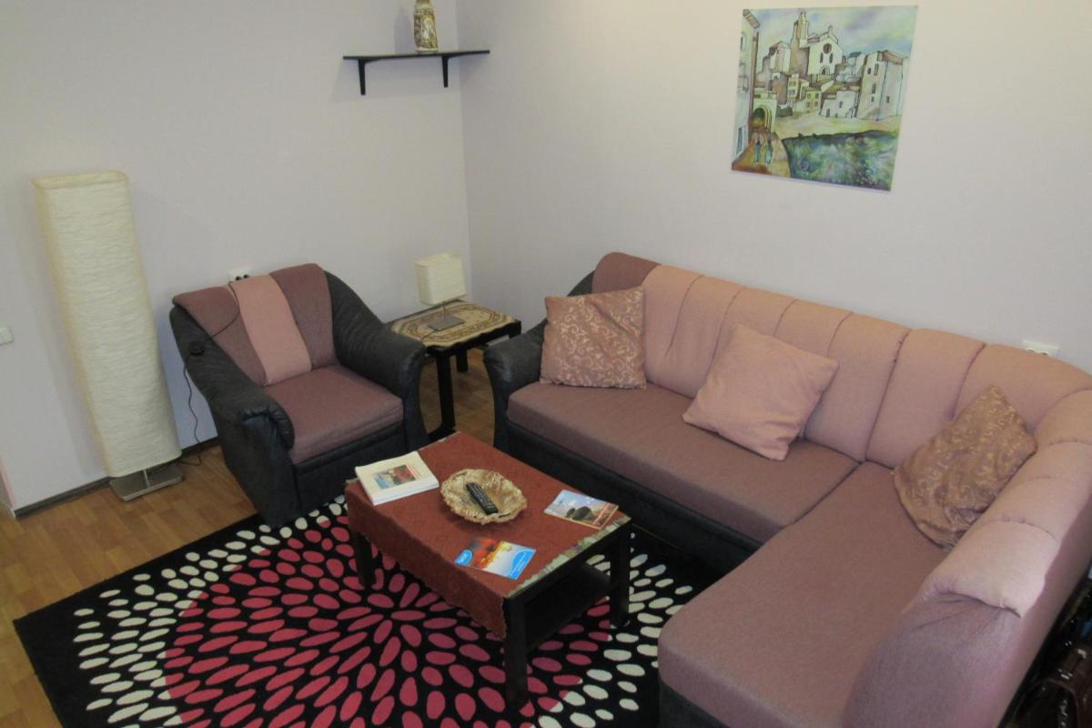 Apartment on Georgiyevskaya 6 - Housity