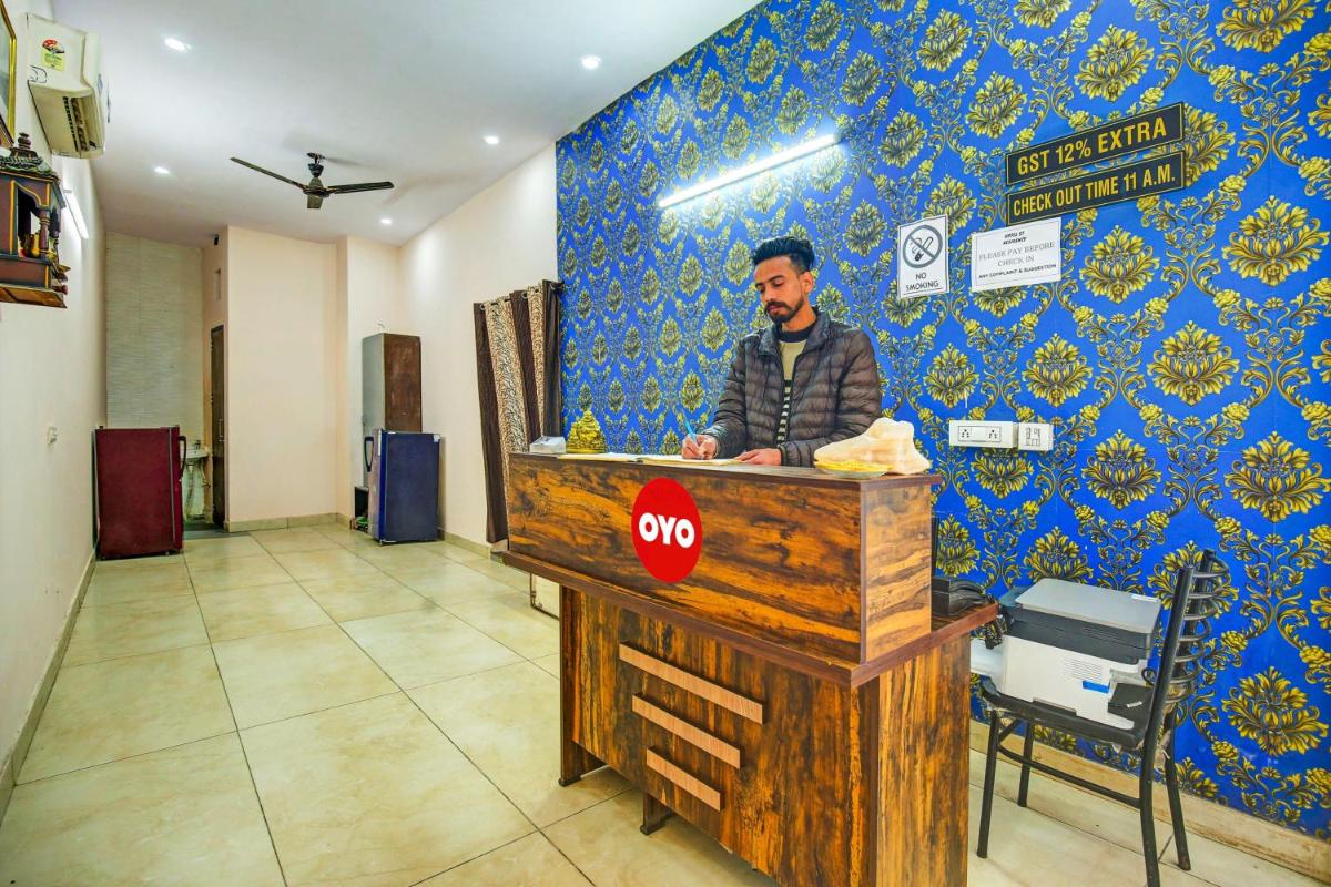 Hotel O S Residency - Housity