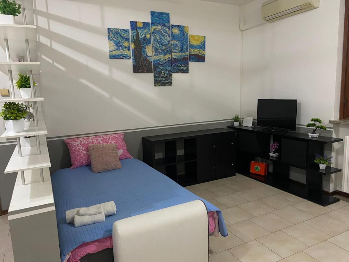 Two-room apartment in Voghera's historic center - Housity