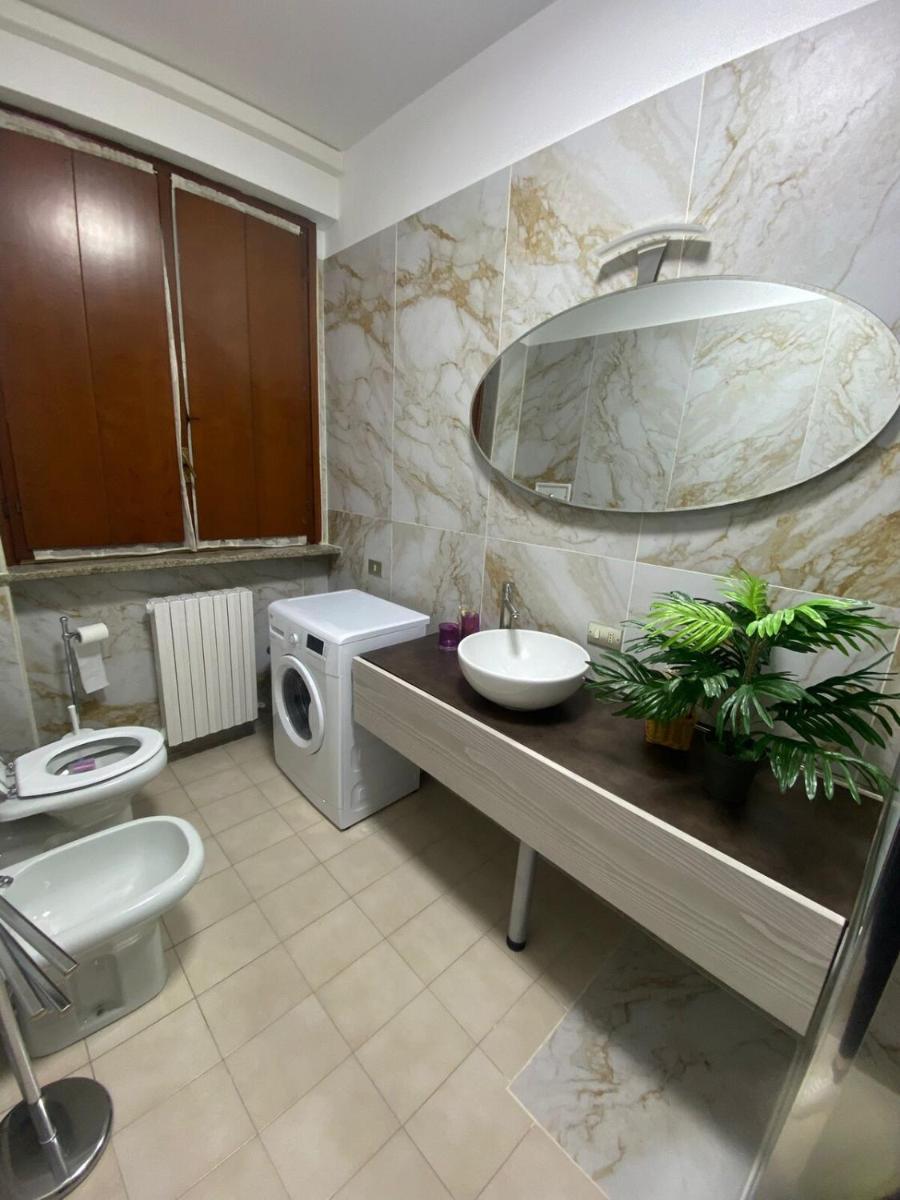 Two-room apartment in Voghera's historic center - Housity
