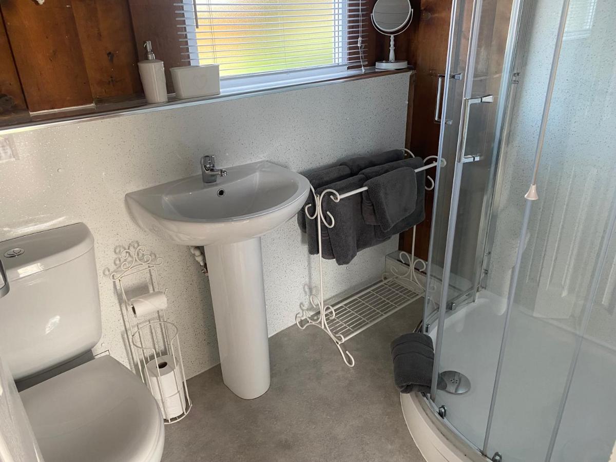 Chalet Thirty Two - Housity