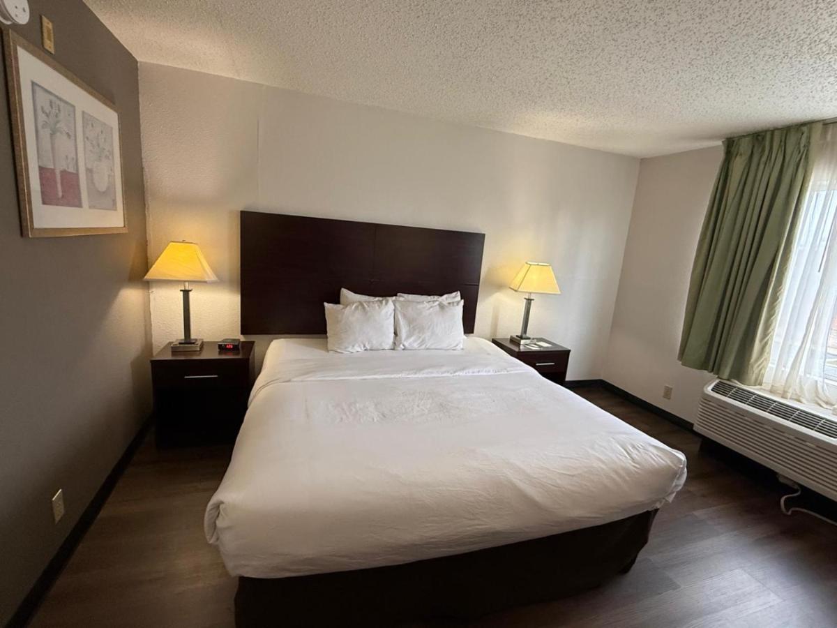 Quality Inn Newark - Wilmington - Housity