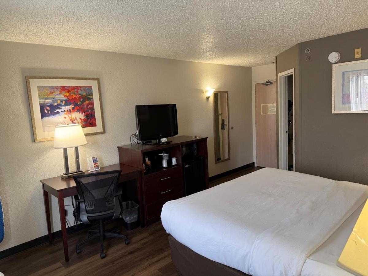 Quality Inn Newark - Wilmington - Housity